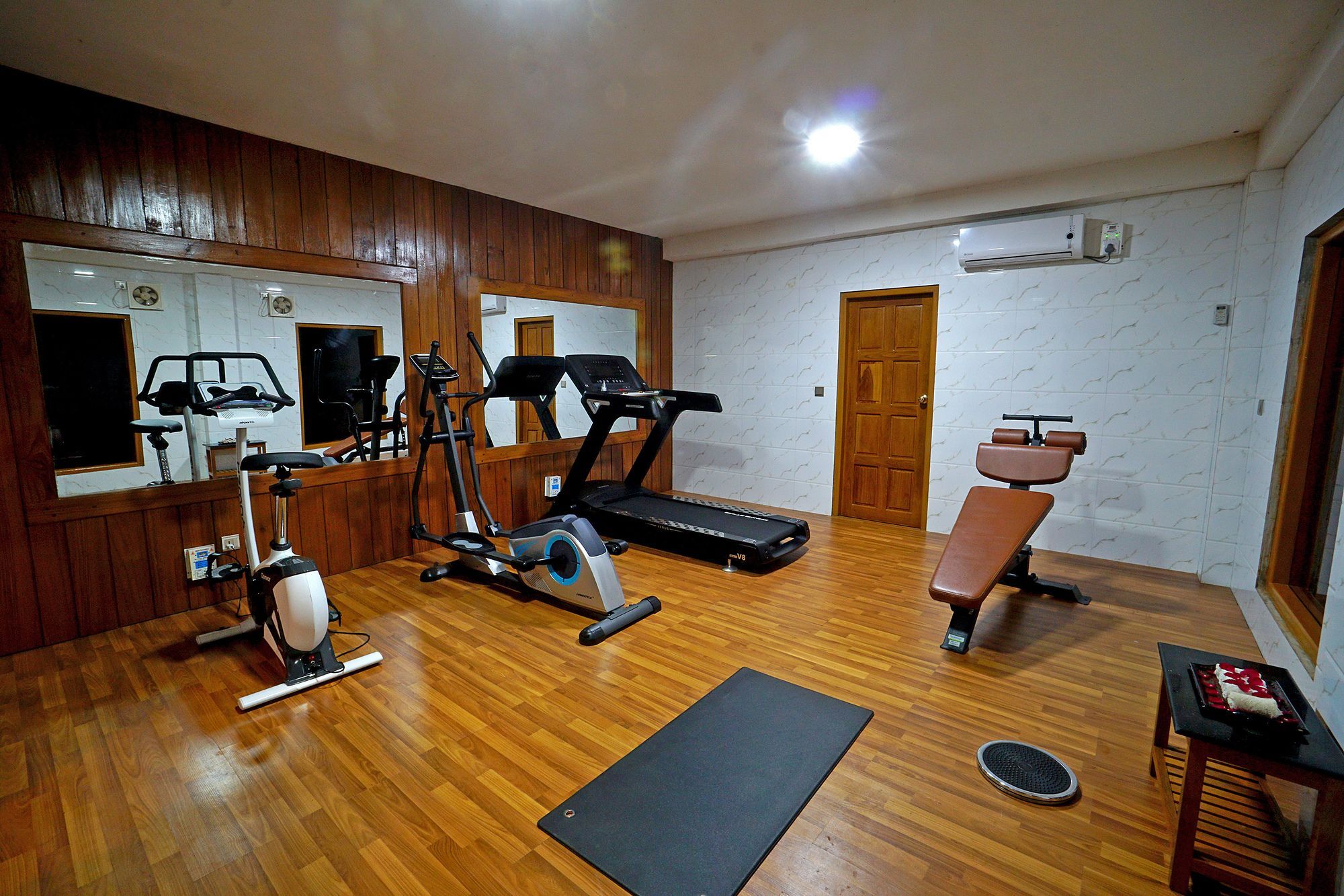 Inle Lake Ann Heritage Lodge מראה חיצוני תמונה