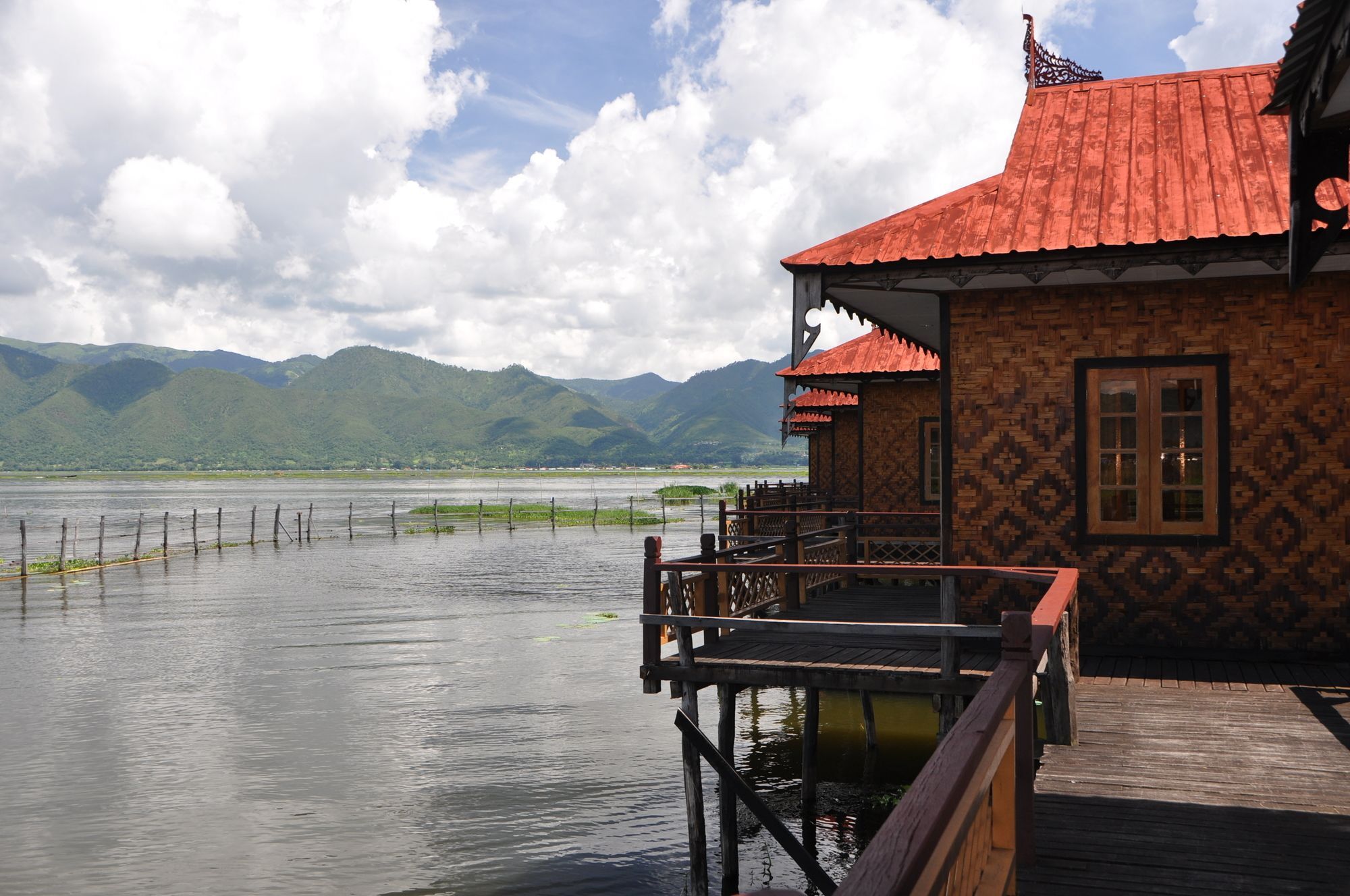 Inle Lake Ann Heritage Lodge מראה חיצוני תמונה