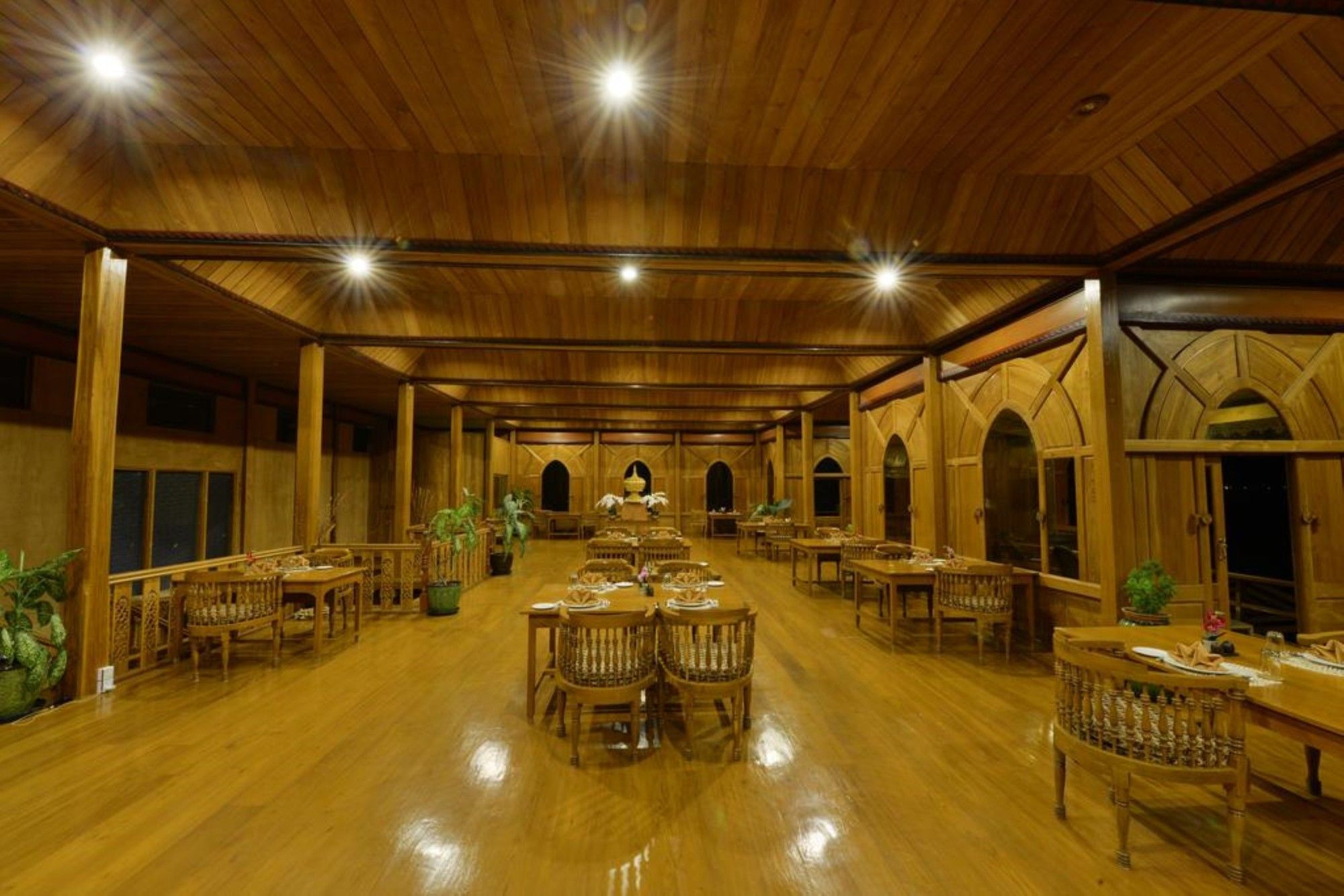 Inle Lake Ann Heritage Lodge מראה חיצוני תמונה